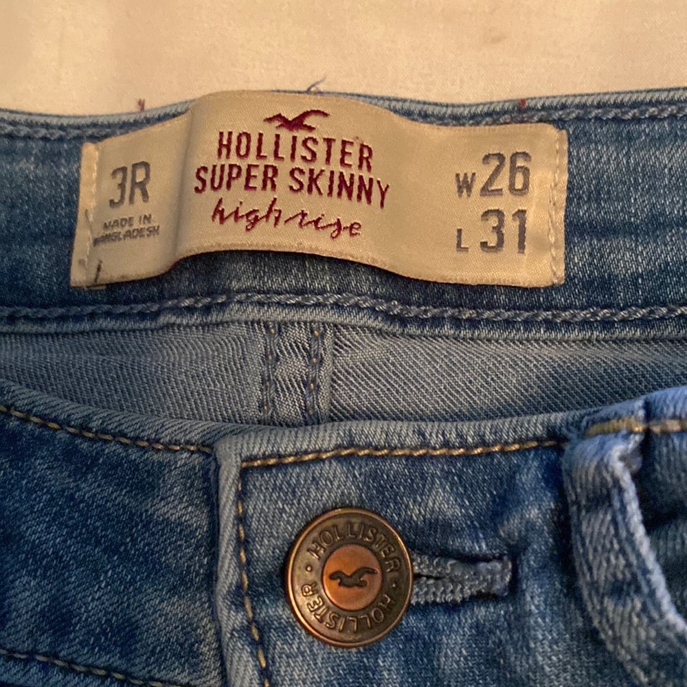 Hollister jeans